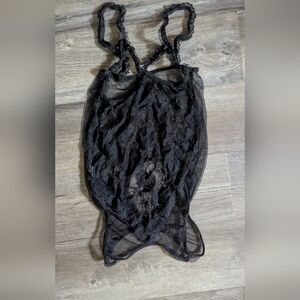 Elegant Black Lace Chemise